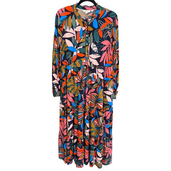 charlie holiday pamela maxi dress Pamela Black & White Paneled A-Line Maxi Dress Black / S